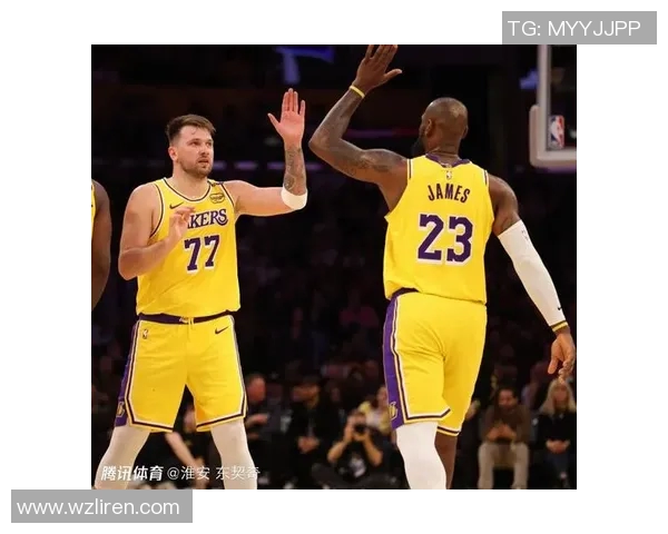 詹姆斯19+15东契奇35分 湖人负马刺无缘NBA杯四强